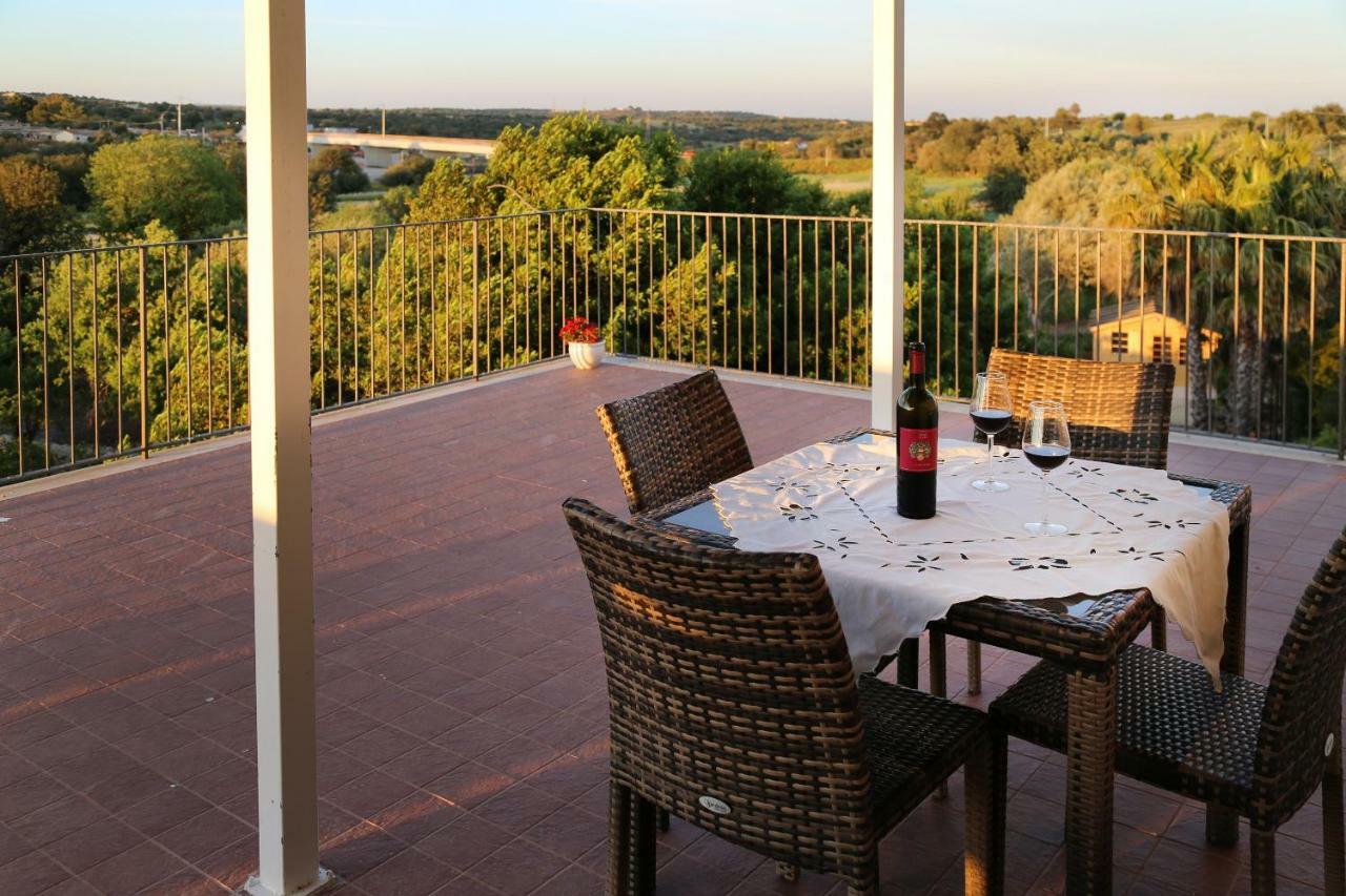 Agriturismo Villa Flavia Casa Serrafiori Екстериор снимка