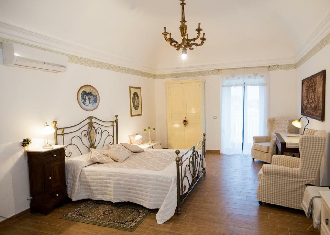 Agriturismo Villa Flavia Casa Serrafiori Екстериор снимка