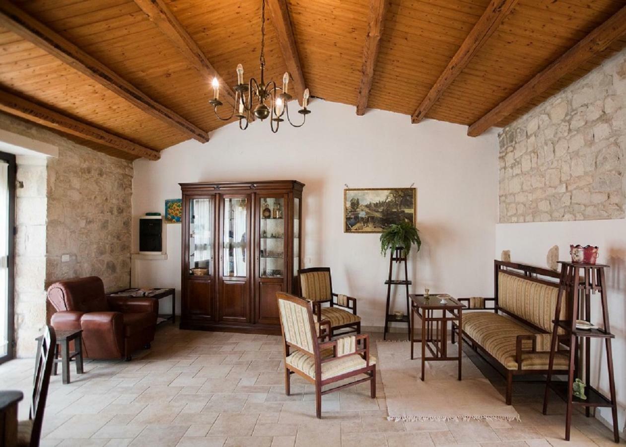 Agriturismo Villa Flavia Casa Serrafiori Екстериор снимка
