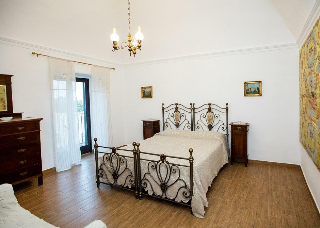 Agriturismo Villa Flavia Casa Serrafiori Екстериор снимка
