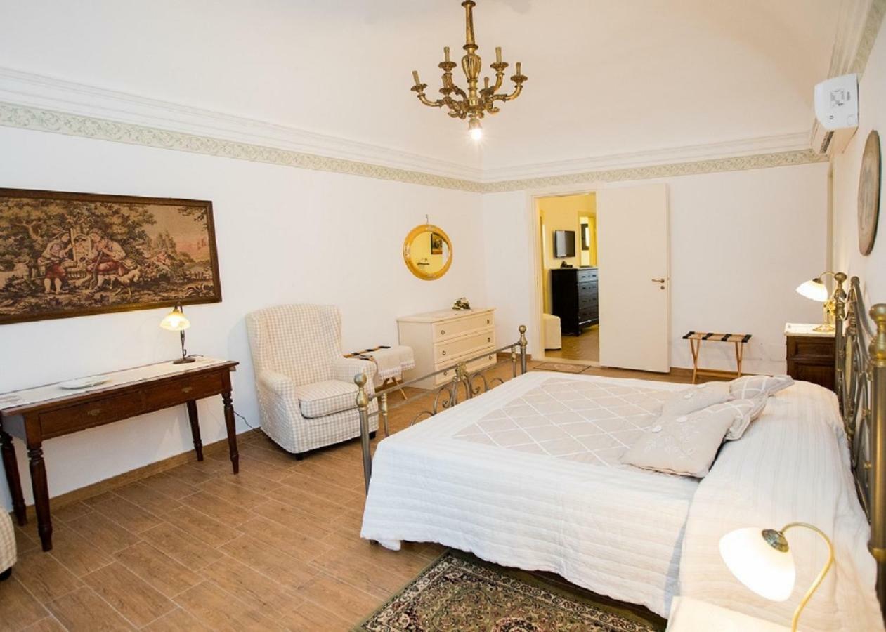 Agriturismo Villa Flavia Casa Serrafiori Екстериор снимка